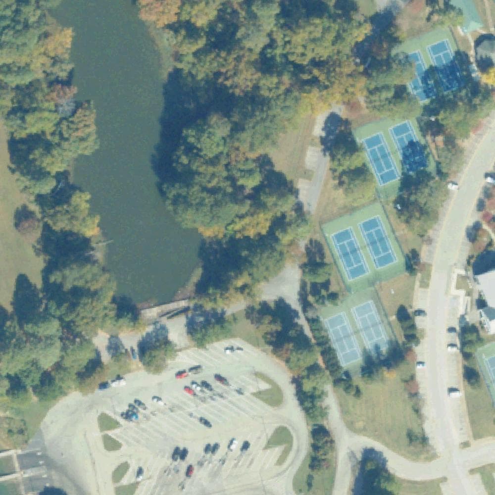 Aerial view of Huntington Park Tennis Center