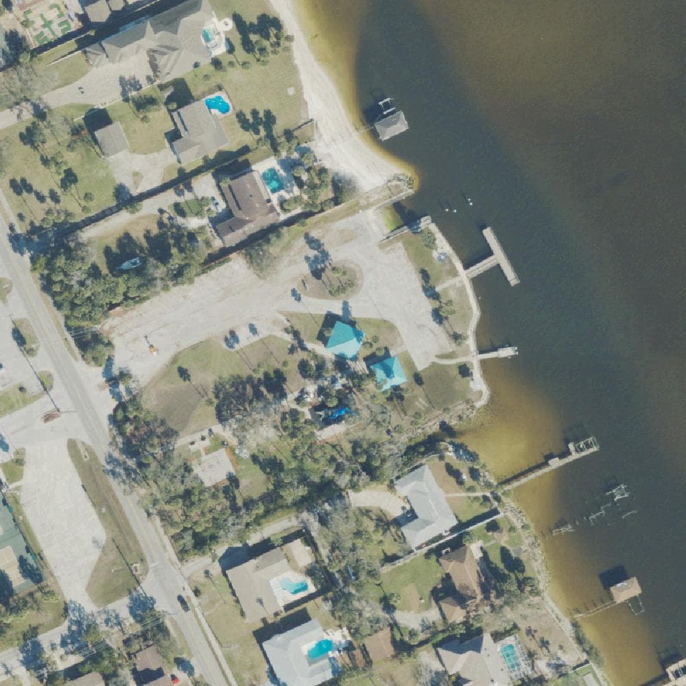 Aerial view of Riverfront Veterans Memorial Park