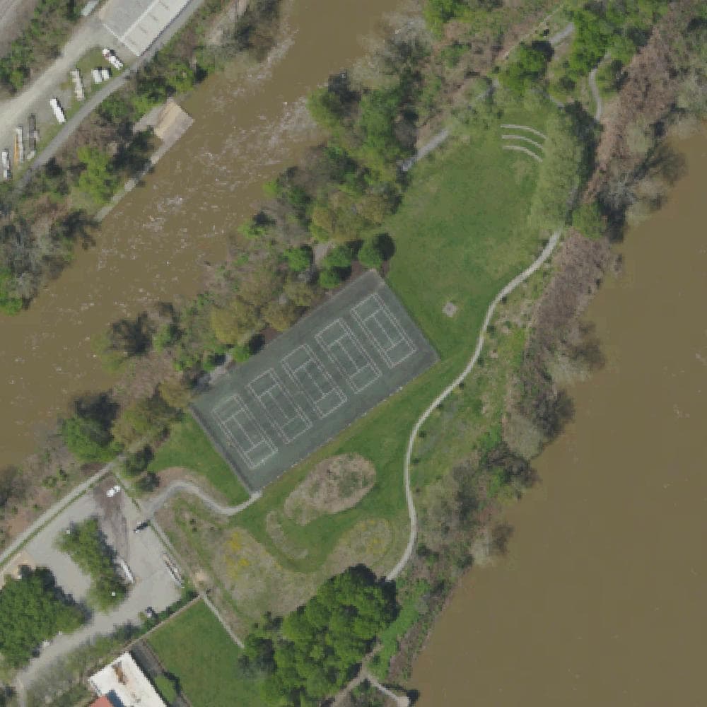 Aerial view of Washington's Landing Park